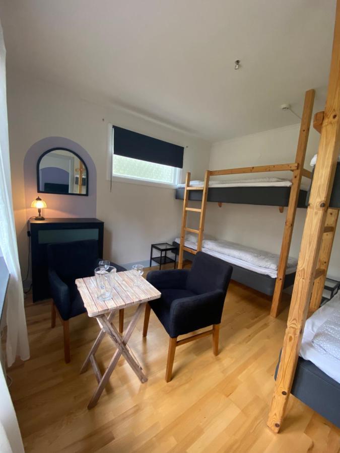 Villa Karlloesa - Bed And Breakfast Malilla Экстерьер фото
